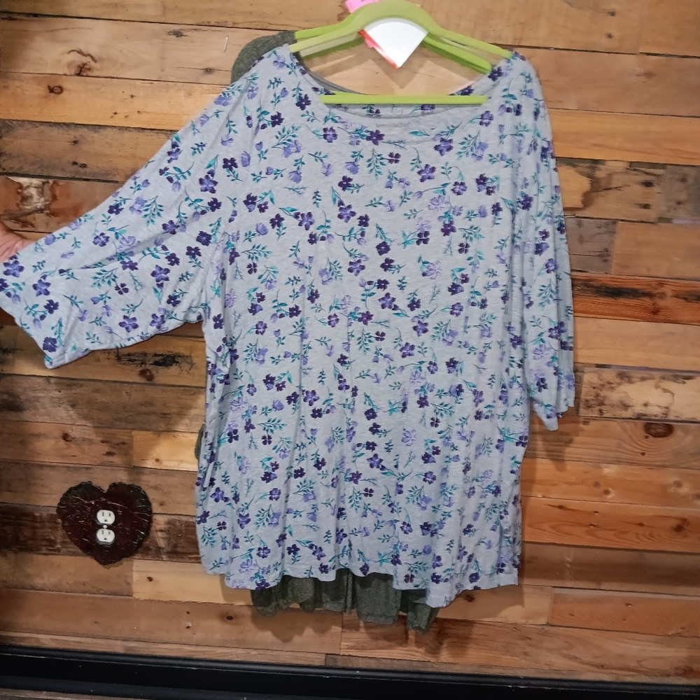 Woman Within Like New shirt ( tshirt material)